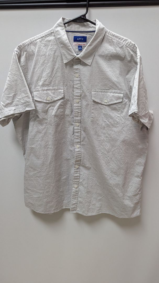 Apt. 9 Light Grey HEIQ "Smart Temp" Button Up Shirt