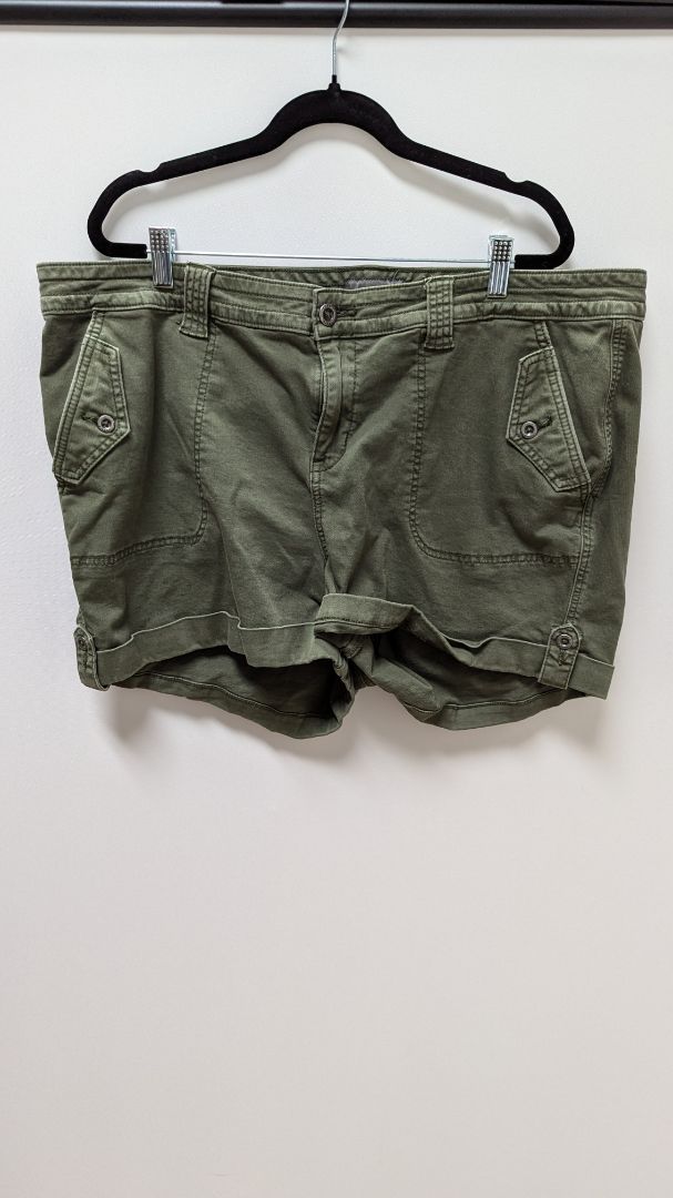 Torrid Dark Green #FeelTheFit Cargo Shorts