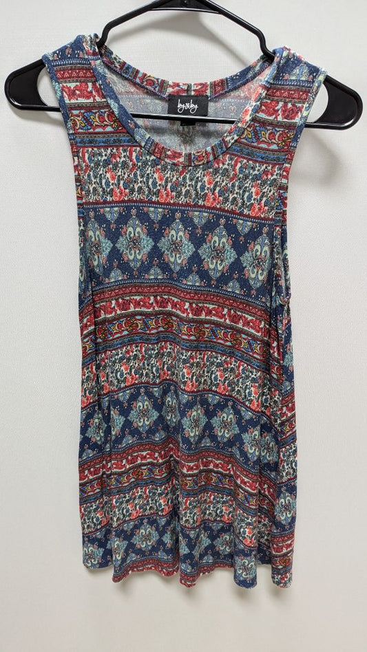 by & by Navy/Red Patterned Knit Tunic Tank