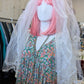 Vintage White Mesh Shoulder-Length Bridal Veil with Hair Clip