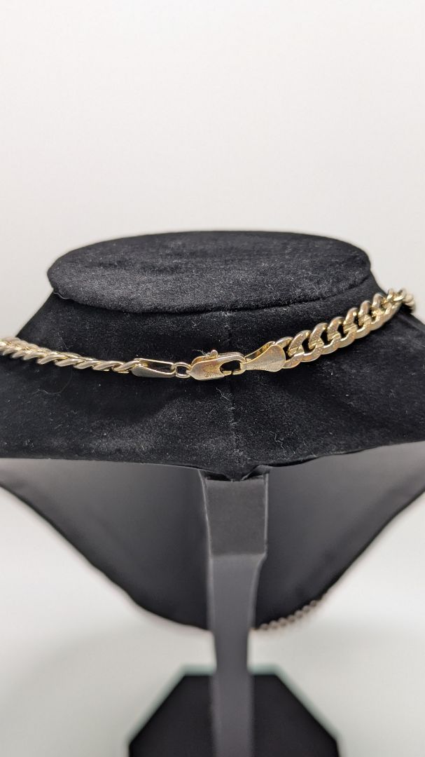 Thick Gold Chain Necklace