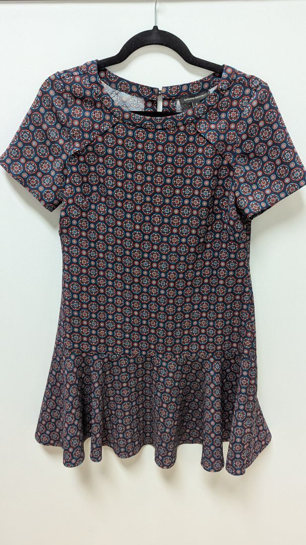 Banana Republic Navy/Red Printed Ruffle-Hem Dress