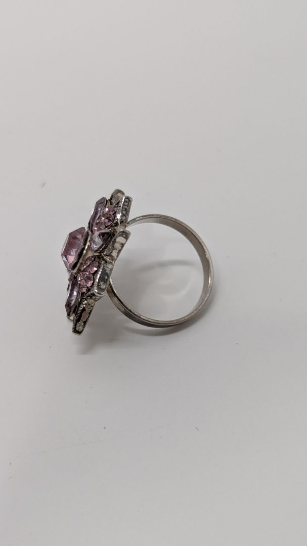 Silver/Purple Faux-Gemstone Flower Ring
