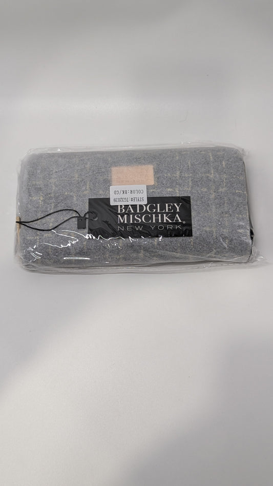 Badgley Mischka NY Black/Gold Tara Tweed Zippered Wallet
