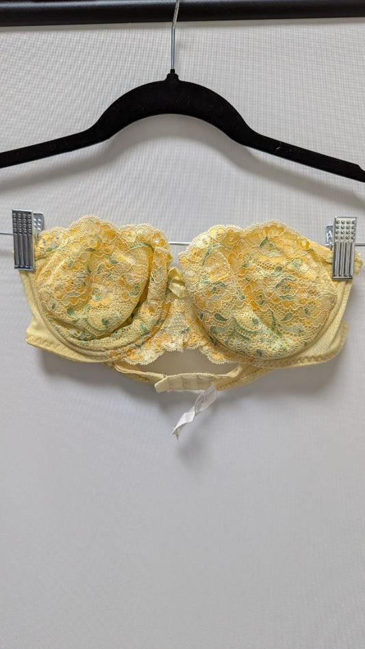 Yellow Lace Strapless Bra