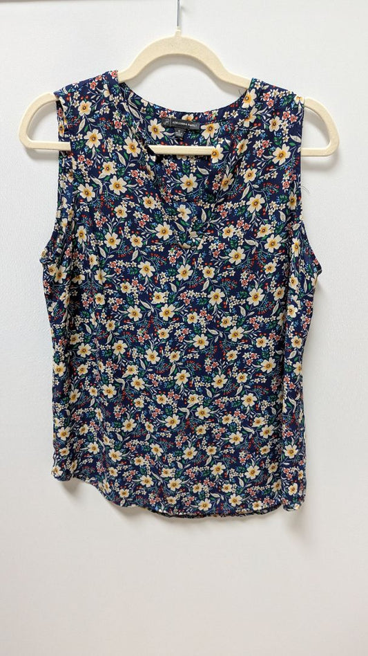 Adrianna Papell Blue Floral Sleeveless Shell Blouse