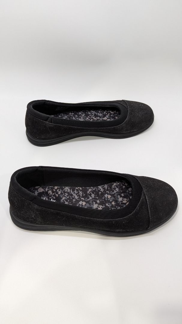 Clarks Black Breeze Ayla Round Toe Flats