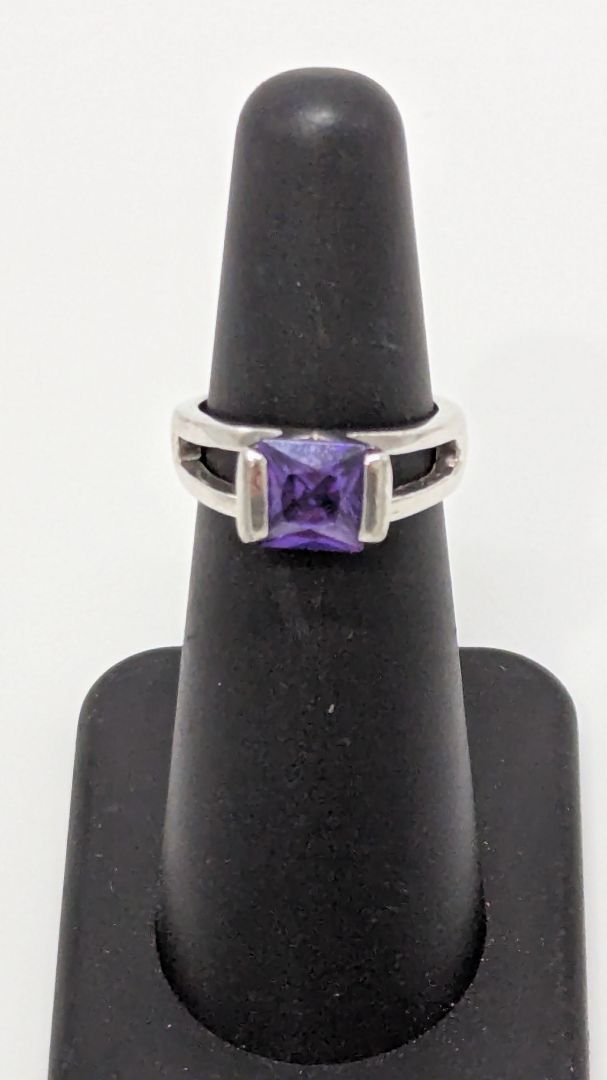 Silver/Purple Square Gemstone Ring