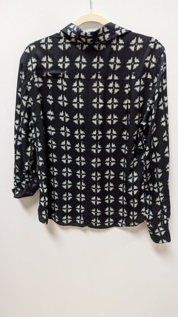 velvet by Graham & Spencer Black/White Printed Button-Down Shirt