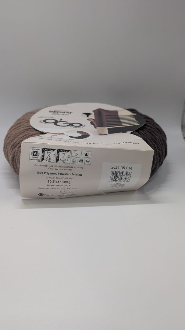Bernat Toasted Almond O'Go Blanket Super Bulky Yarn