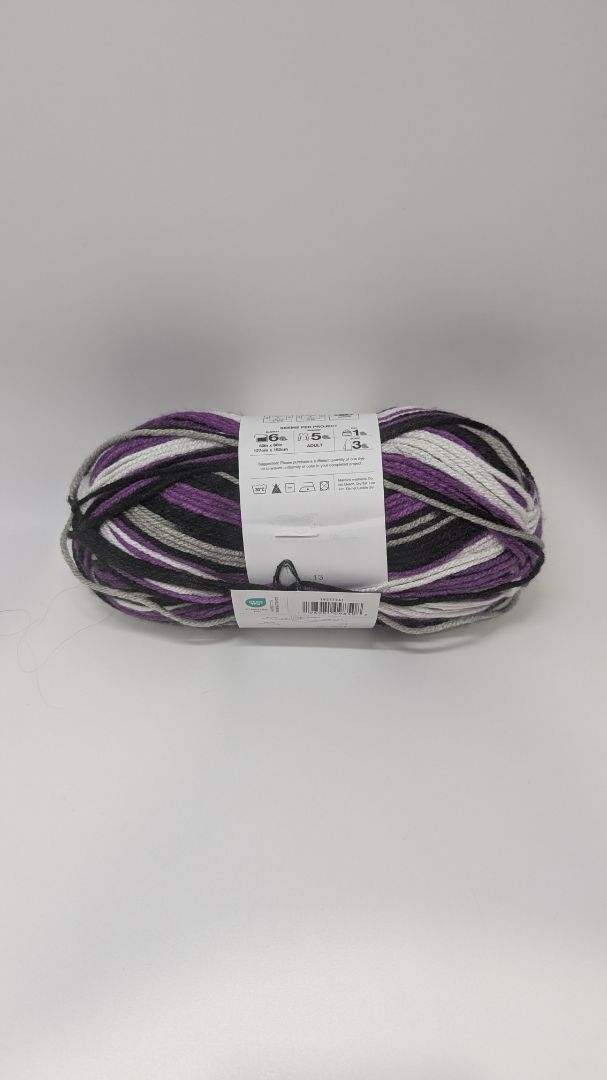 Big Twist Community Purple/Black Living Anti-Pilling Medium Yarn