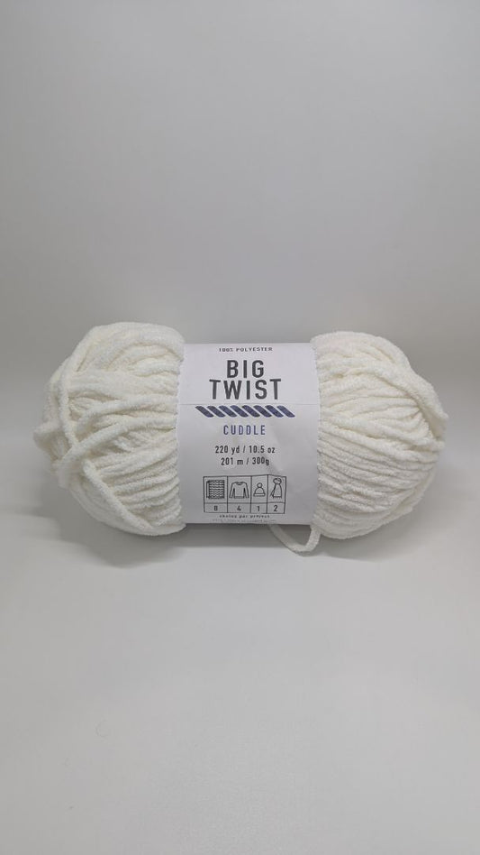 Big Twist Winter White Cuddle Super Bulky Yarn