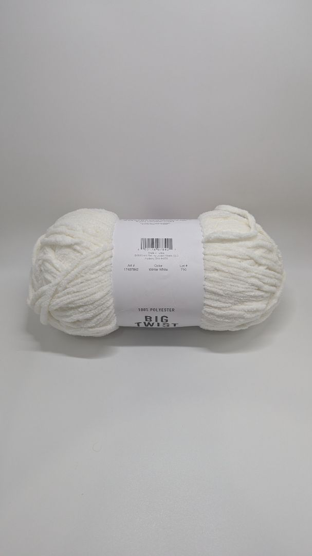 Big Twist Winter White Cuddle Super Bulky Yarn