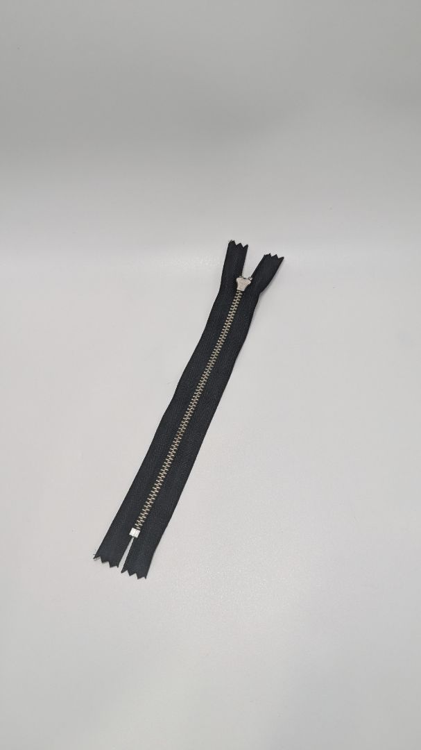 KGS Black/Silver Metal 7" Sewing Craft Zippers