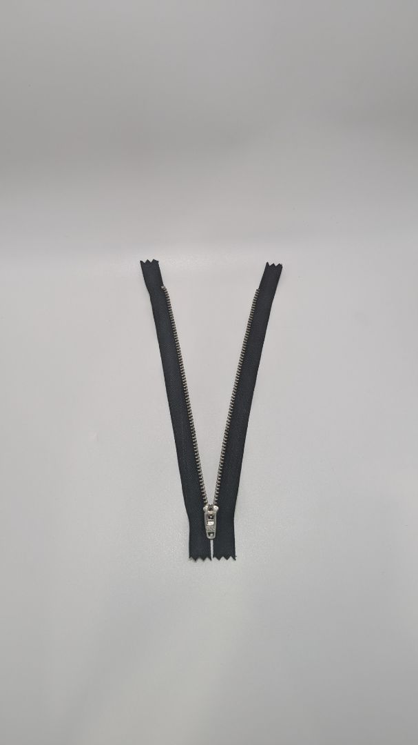 KGS Black/Silver Metal 7" Sewing Craft Zippers