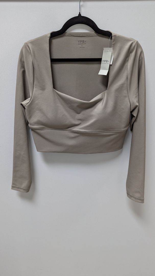 YPB Grey Long-Sleeve 4-Way Stretch Crop Top