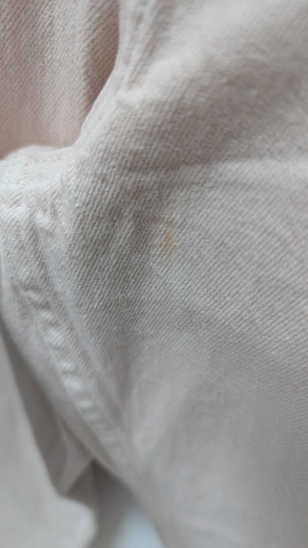 Abercrombie & Fitch Light Pink "90's Relaxed" Jeans