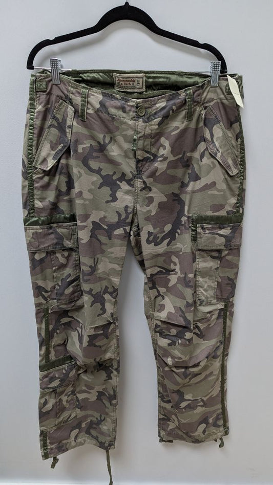 Abercrombie & Fitch Green Camo Cargo Pants