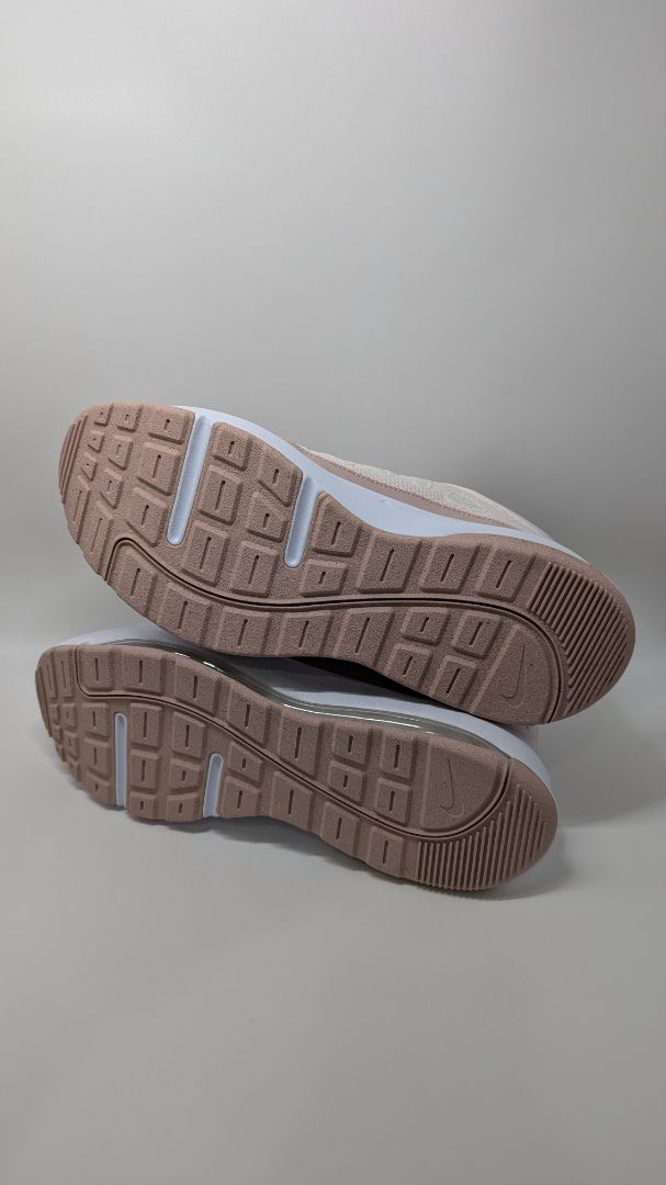 Nike Light Pink Oxford Air Max AP Sneakers
