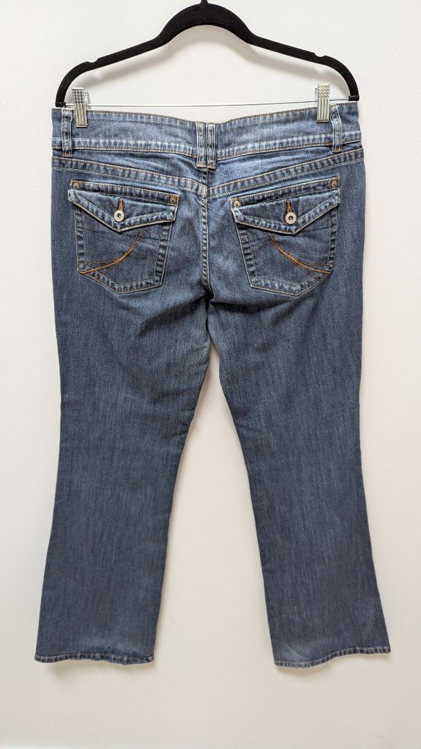 Elle Dark Wash 2-Button Bootcut Jeans