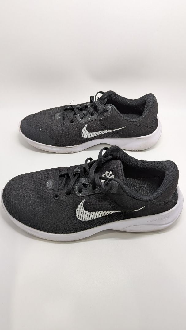 Nike Black/White Flex Experience Running Shoes
