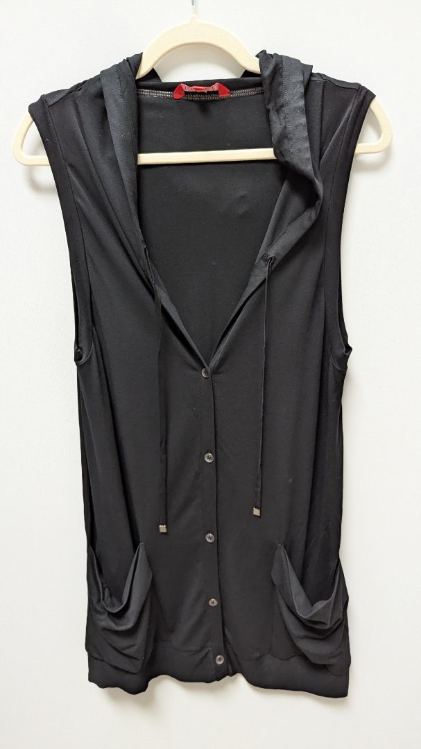 ELLE Sport Black Button-Down Sleeveless Cardigan
