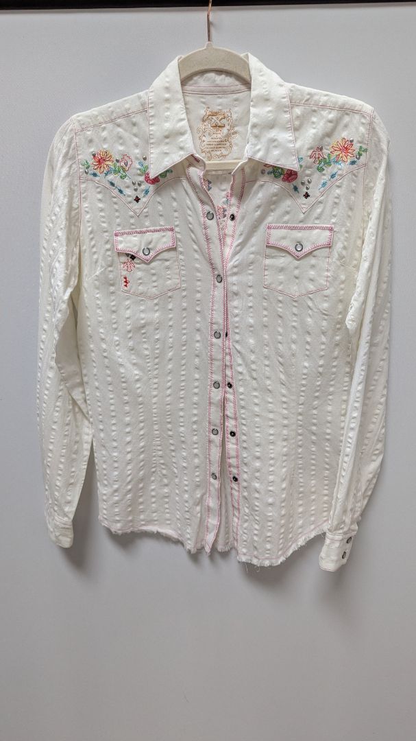 Twenty X Ivory Embroidered Button-Down Blouse