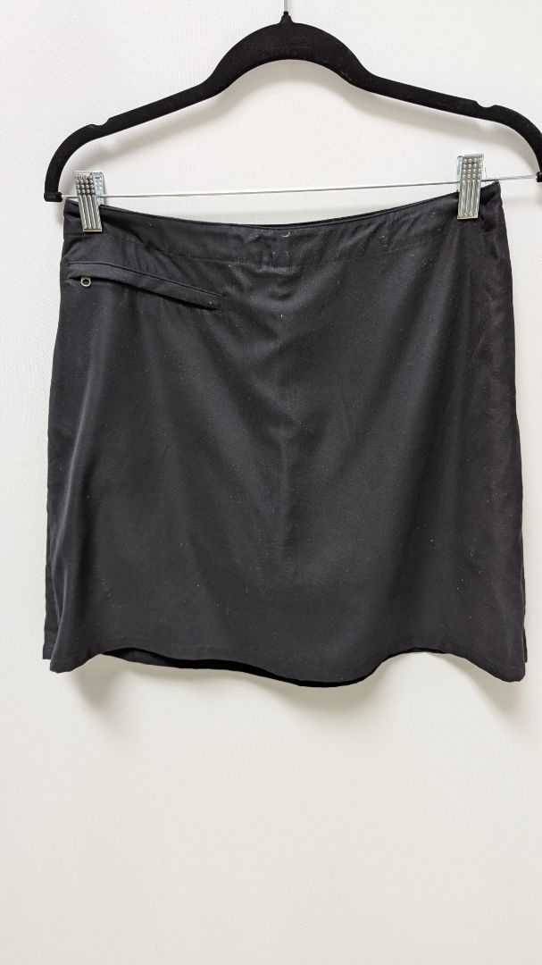 Patagonia Black Zippered Active Skort with Pocket