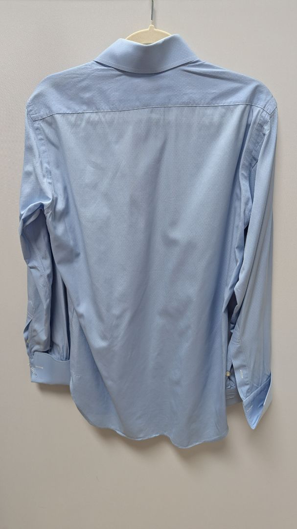 Cuzzens Light Blue Long-Sleeve Button-Down Shirt