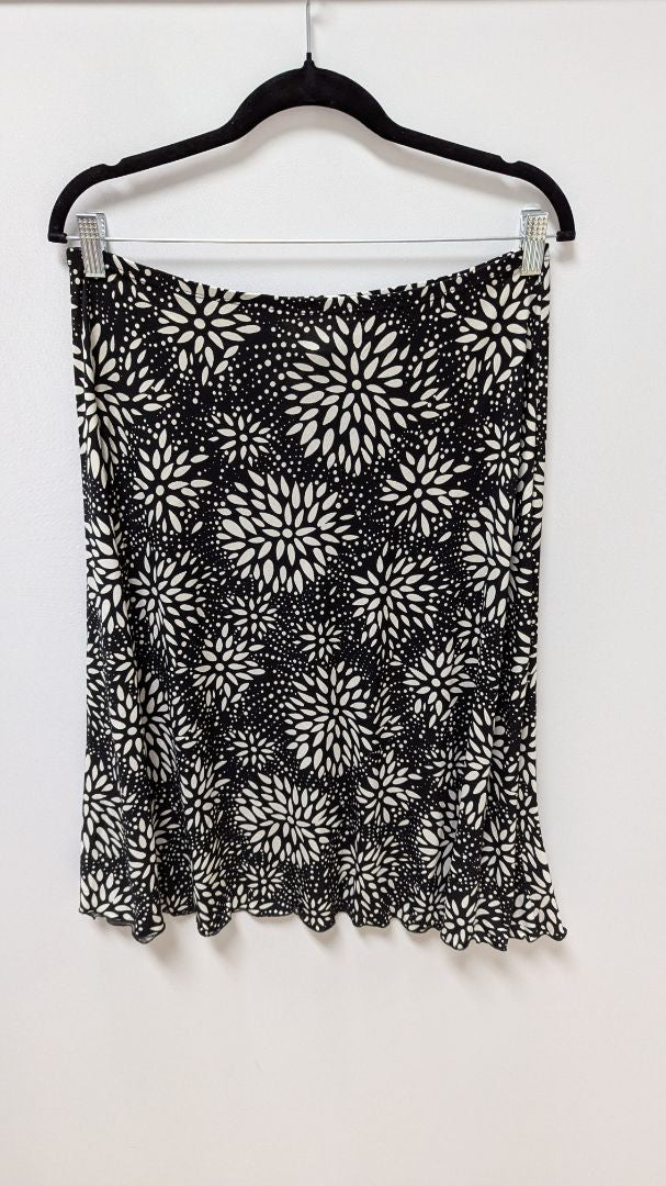 Vol. 1 Black/Ivory Printed Knit Flared Skirt