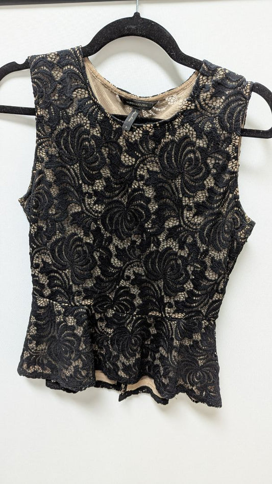 BCBGMAXAZRIA Black/Beige Lace Peplum Blouse