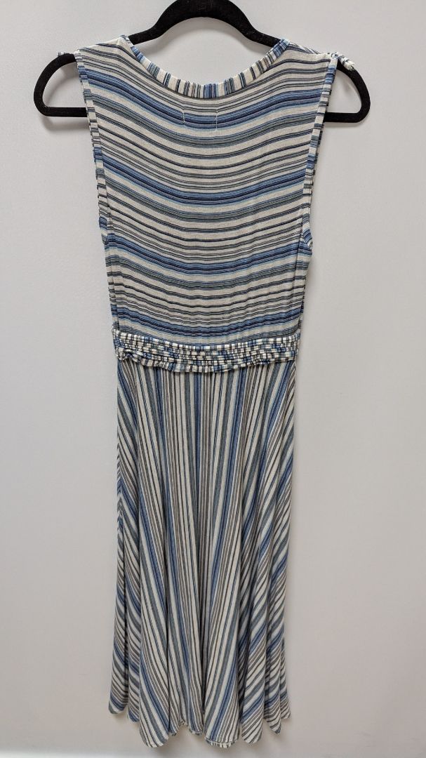 Max Studio Blue/White Striped Sleeveless Maxi Dress