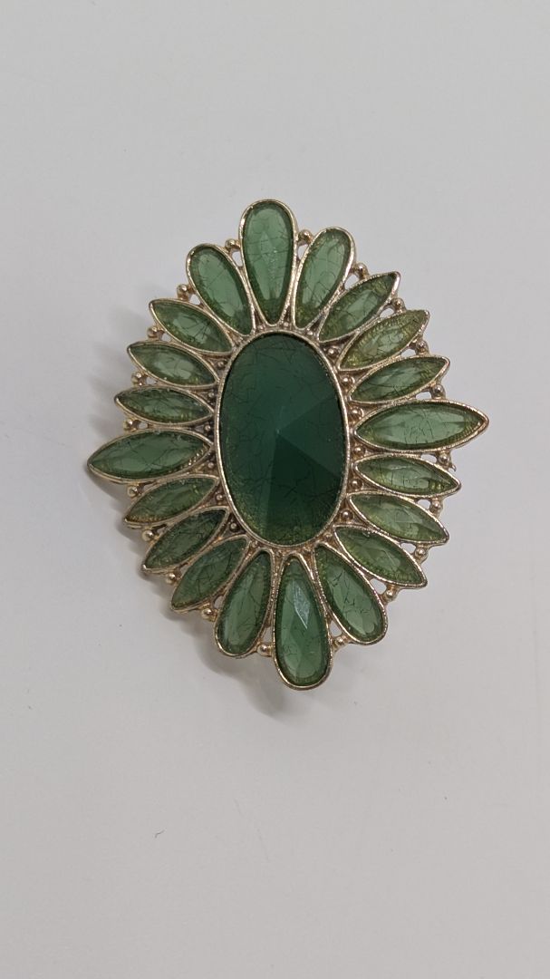 Bronzed Gold/Green Faux Crystal Vintage Ring