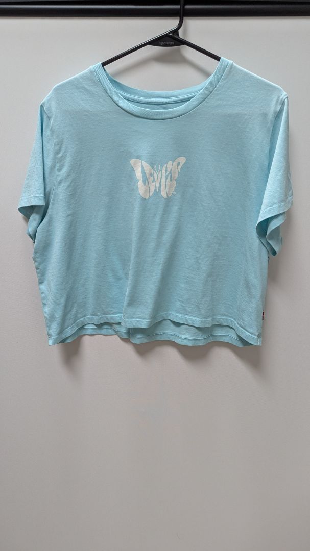 Levi's Light Blue Butterfly Graphic Crop T-Shirt