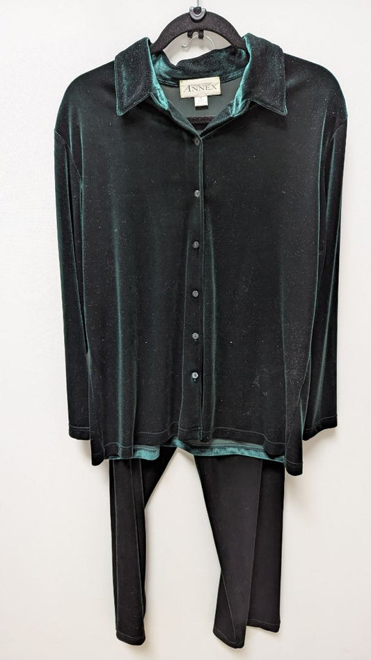 Casual Corner ANNEX Dark Green Velvet Clothing Set