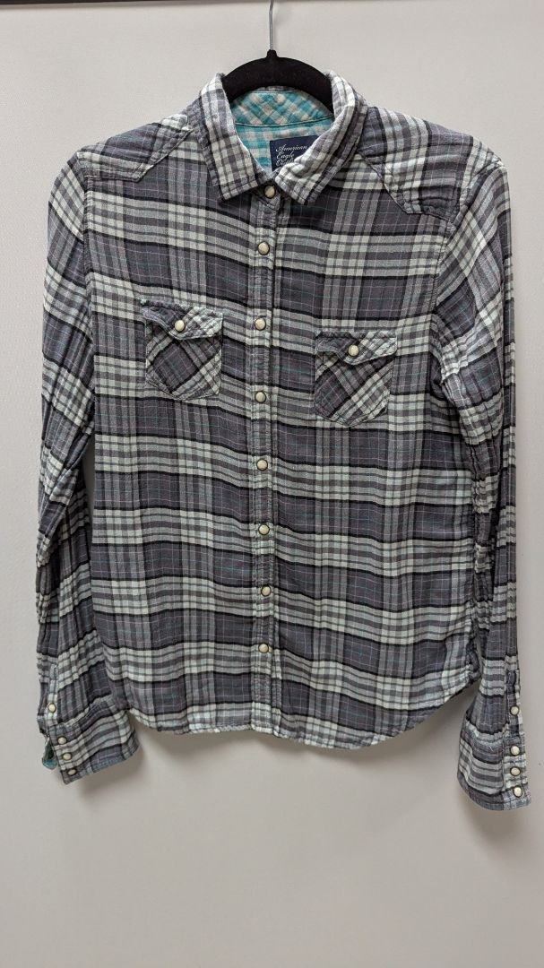 American Eagle Grey/Blue Plaid Flannel Shirt