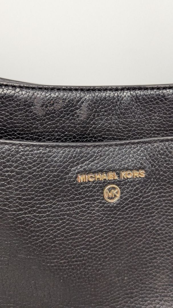 Michael Kors Black Jet Set Charm Crossbody Purse