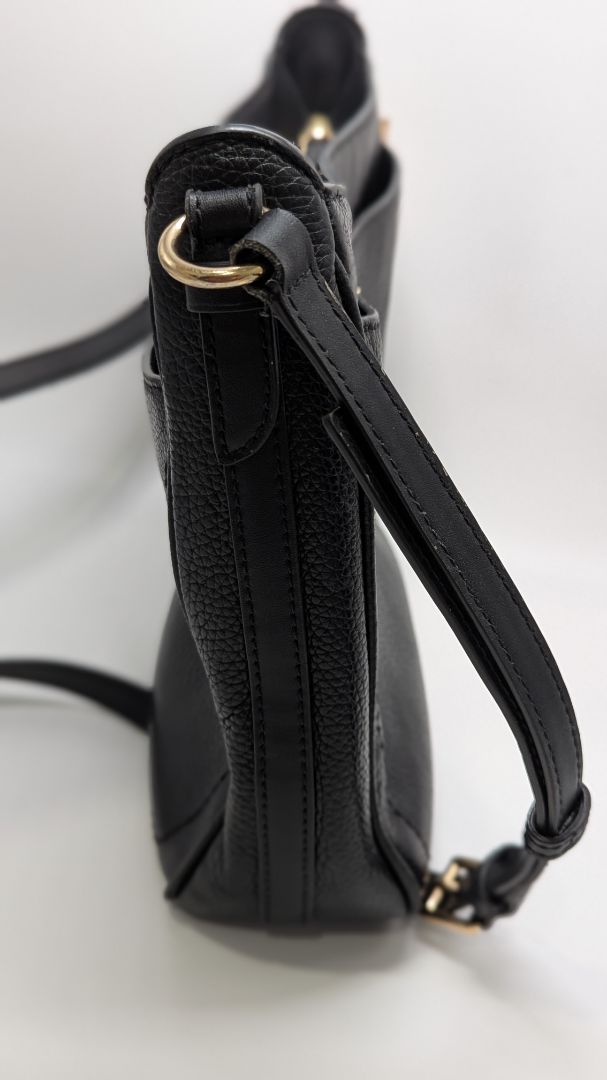 Michael Kors Black Jet Set Charm Crossbody Purse