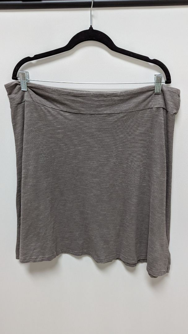 Columbia Dark Grey Knit Active Skirt