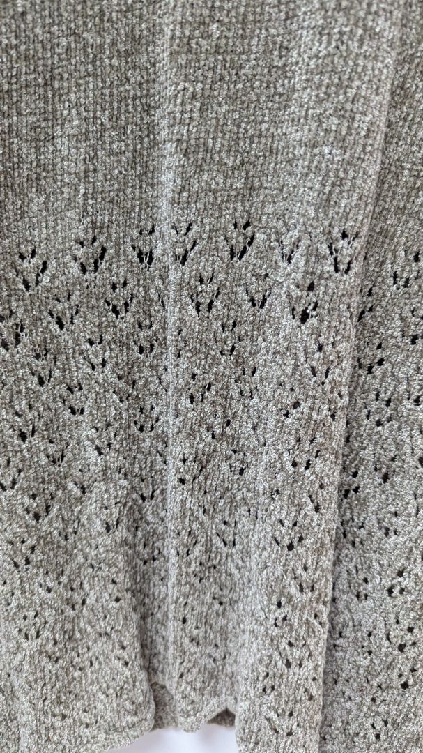 Express Tricot Vintage Dark Green Cutout Hem Sweater