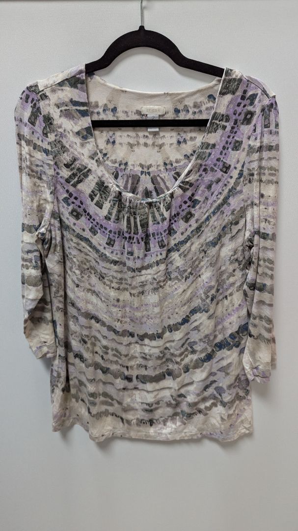 Chico's Grey/Purple Dye Print 3/4 Sleeve Blouse