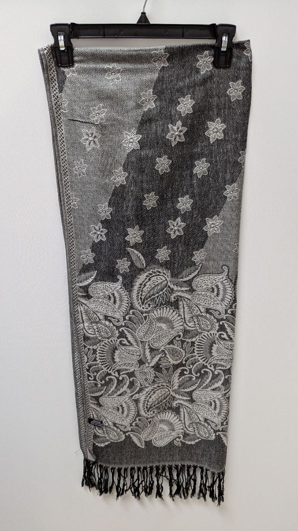 Grey Printed Oversized Pashmina-Style Scarf