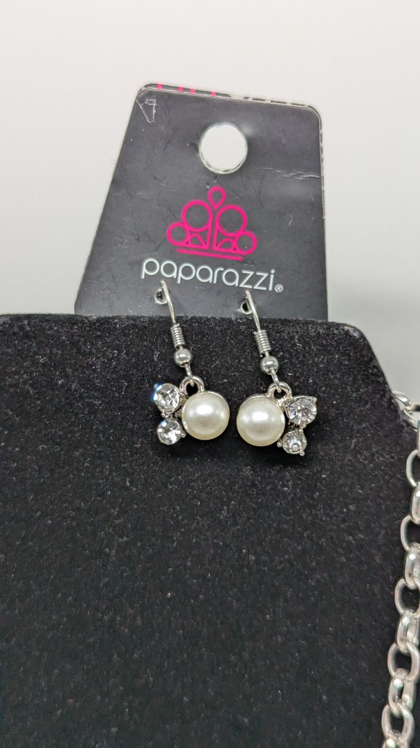 Paparazzi Silver Faux-Pearl Cluster Statement Necklace Set