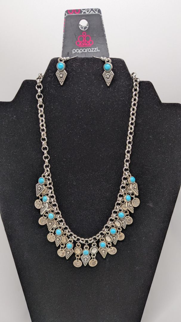 Paparazzi Silver/Turquoise Western Necklace Set