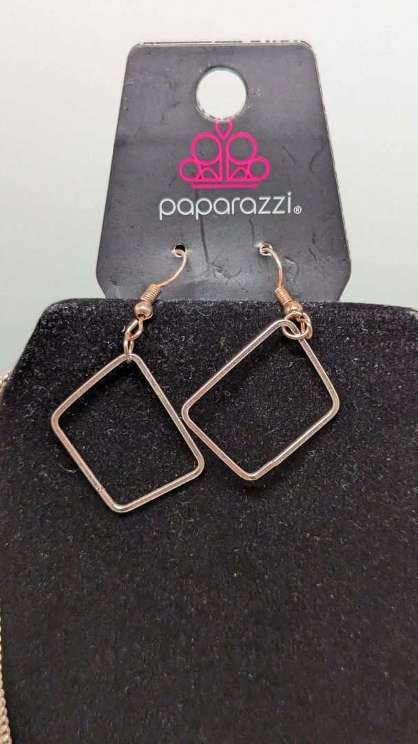 Paparazzi Pink Gold Geometric Chain Necklace Set