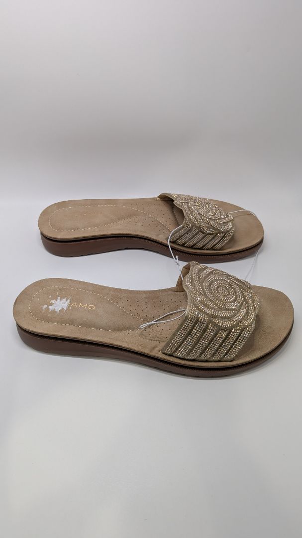 ANDIAMO Gold Abandy Embellished Platform Sandals