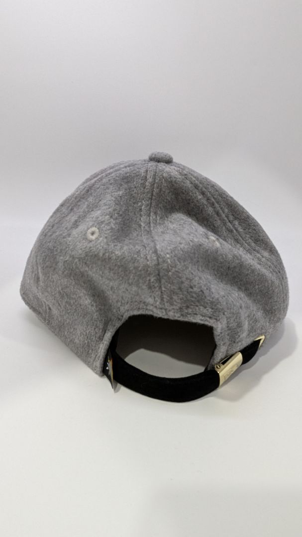 New Era Grey "Vegas Golden Knights" Cashmere Hat