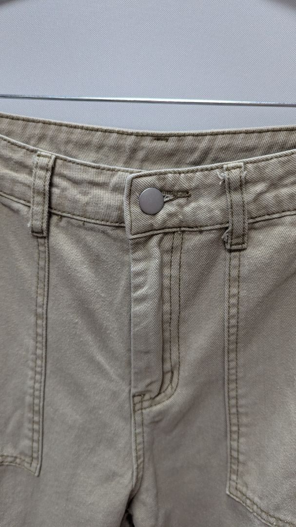 DAZY Light Khaki Wide-Leg Cargo Pants