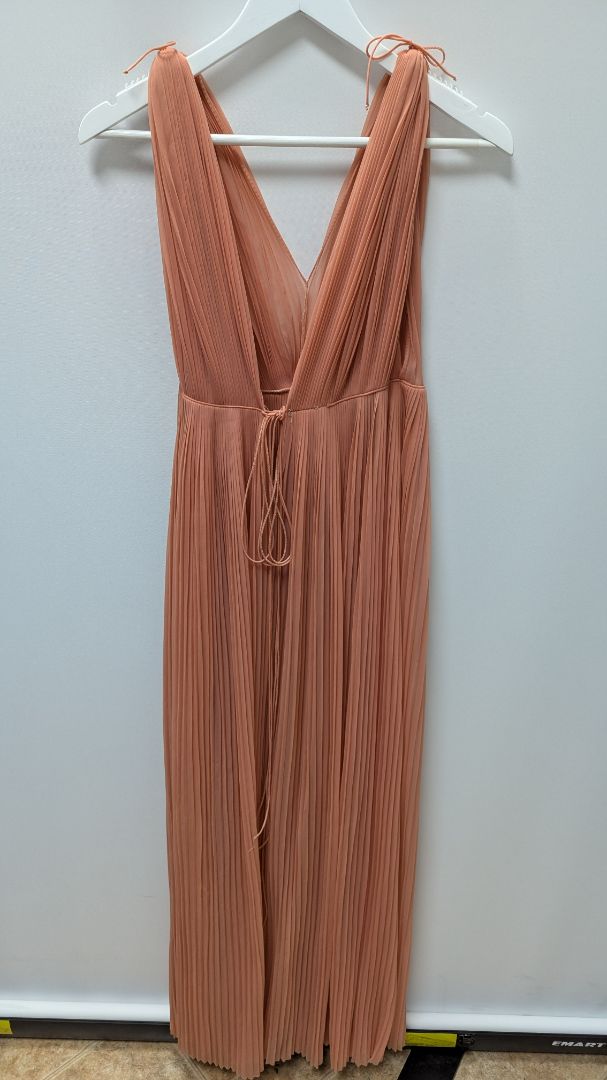 Vanity Fair Peach Pleated Vintage Boudoir Dress