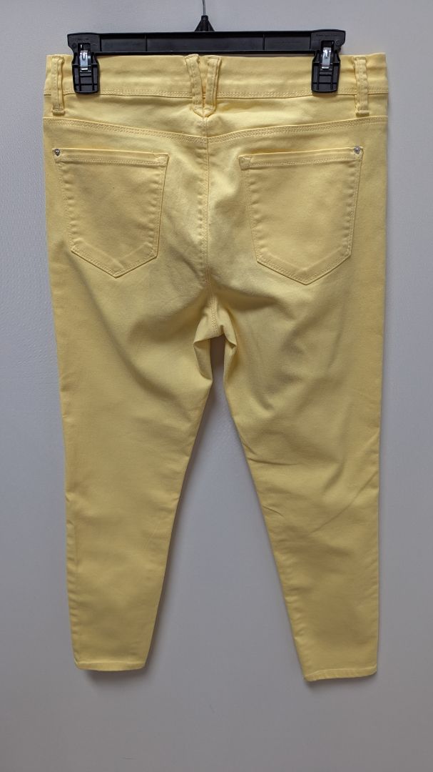 Curve Appeal Yellow Minimalist Jeggings